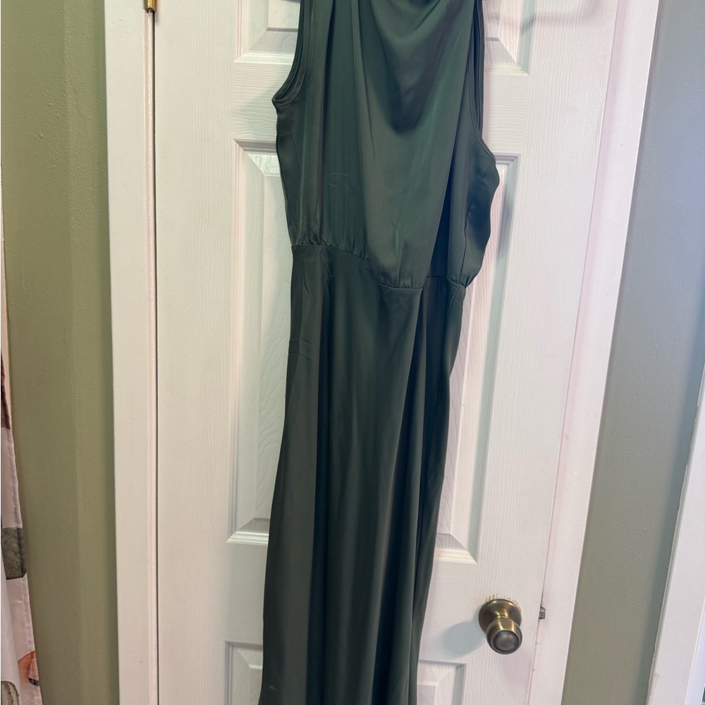 Chic Forest Green Maxi Dress